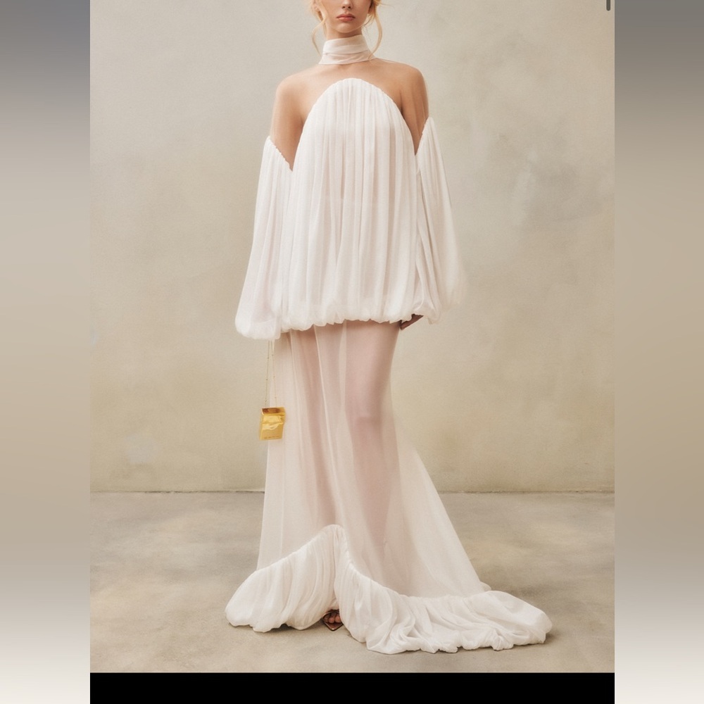 DATT OFFICIAL MOON GOWN NEVER WORN. - Picture 3 of 6